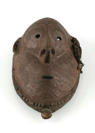 Maske aus geschnitztem Holz - Foto 2