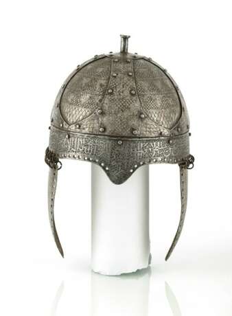 Spangenhelm aus Stahl mit Kufi-Bordüre im Form eines Balden-Helm - photo 2