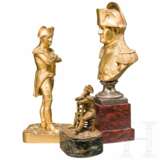Napoleon I. - drei Bronzefiguren, 19./20. Jahrhundert - photo 2