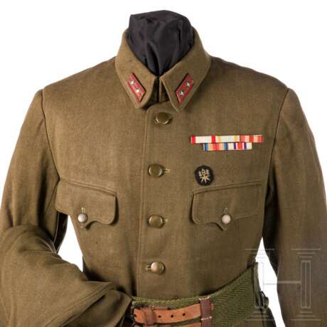 Uniformensemble eines Armee-Offiziers im 2. Weltkrieg - photo 3
