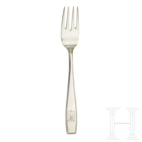 Adolf Hitler – a Salad Fork from his Personal Silver Service - photo 1