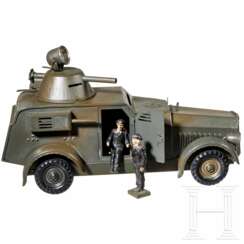 Lineol - graues Panzerauto 1215 mit Panzerfahrer und Offizier