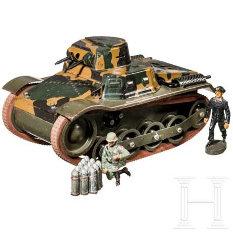 Böhmer, Hoffmann und Co. - Elektrischer Panzer in mimikry mit Elastolin-Panzeroffizier - photo 1
