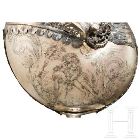 Außergewöhnlicher Nautilus-Pokal mit Hippokamp, flämisch, 2. Hälfte 19. Jahrhundert - фото 11