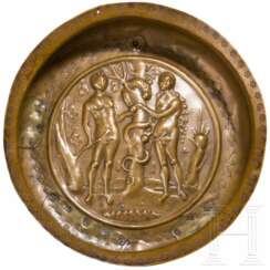 Tiefe Beckenschlägerschüssel (Blutschüssel) mit Adam & Eva-Motiv, Nürnberg, 1. Hälfte 16. Jahrhundert