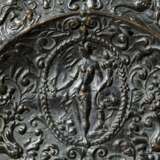 Ziertablett aus Bronzeguss, Frankreich, um 1600 oder später - photo 3