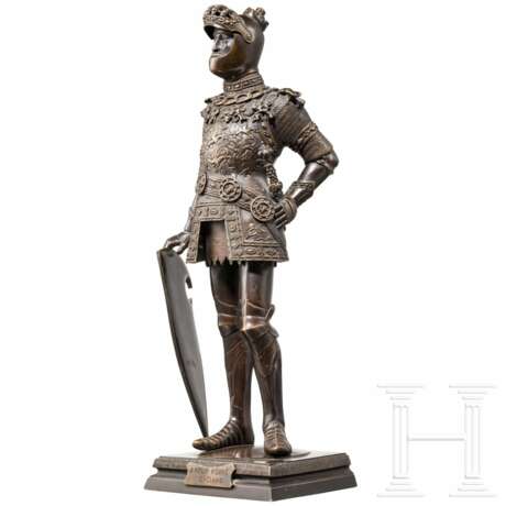 Artur, König von England - Bronzefigur nach der Innsbrucker Hofkirche, 20. Jahrhundert - Foto 1