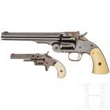 Smith & Wesson 2nd Model Schofield Single Action Revolver, dazu ein No.1 third Issue Revolver im Kasten - photo 1