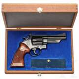 Smith & Wesson Modell 25-5, "The 1955 Model .45 Target Heavy Barrel", in Schatulle - Foto 2