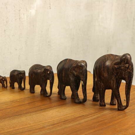 Figurine «Ancienne collection d&#39;éléphants de trois types», Métal, Voir la description, 1975 - photo 7