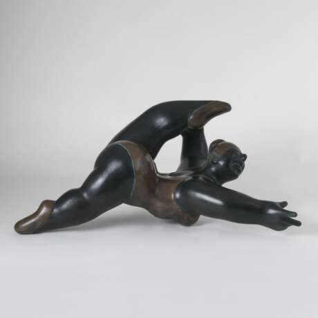 Gabriele Wanner (Stuttgart 1936). Bronze-Skulptur 'Akrobatin' - photo 1