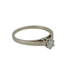 Solitaire ring with a diamond of approx. 0.2 ct,