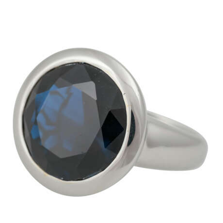 Ring mit dunkelblauem Saphir von 11,8 ct, - Foto 5
