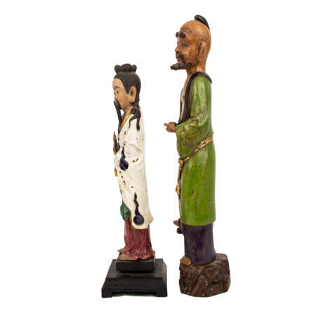Zwei Skulpturen von Gelehrten aus Keramik. CHINA, 1. Hälfte 20. Jahrhundert. - Foto 2