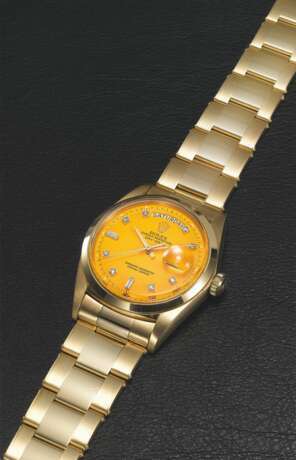 Rolex. ROLEX, GOLD AND DIAMONDS DAY-DATE WITH YELLOW STELLA DIAL, REF. 1802 - photo 4