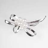  Zierliche Perlen-Brosche von K. Mikimoto - Foto 1