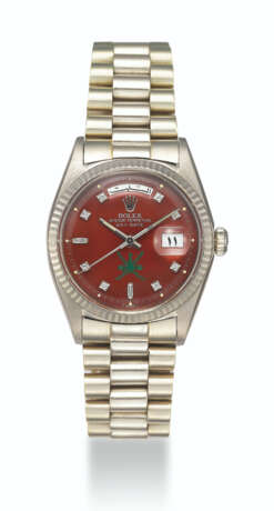 Rolex. ROLEX, WHITE GOLD AND DIAMONDS DAY-DATE WITH OXBLOOD DIAL, REF. 1803 - MADE FOR THE SULTANATE OF OMAN - photo 3