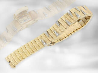 Armbanduhr: sehr schöne vintage Damenschmuckuhr mit Diamantbesatz, mit verdecktem Gehäuse auch als Armband tragbar, sog. Cocktailuhr, 14K Gold