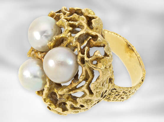 Ring: schwerer dekorativer vintage Goldschmiedering mit Zuchtperlen, 18K Gelbgold, Goldschmiedarbeit - photo 1
