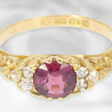 Ring: sehr dekorativer antiker Rubinring mit Altschliff-Diamanten, insgesamt ca. 1ct, 18K Gold, Hallmarks Birmingham 1903 - photo 1