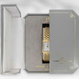 Armbanduhr: elegante, goldene vintage Baume & Mercier Damenuhr mit Diamant-Lünette, 18K Gold, mit Original-Box - Foto 2