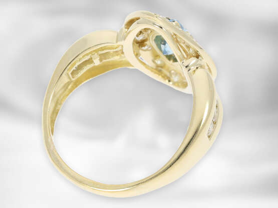 Ring: sehr schöner und gut erhaltener Damenring mit Brillanten und blauem Fancy Diamant, ca. 2,4ct - Foto 3