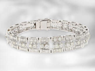 Armband: interessantes vintage Diamantarmband, insgesamt ca. 3,75ct, 18K Weißgold
