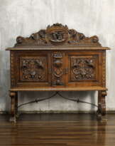 Антикварный дрессуар Антикварный дрессуар