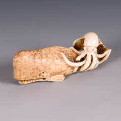 Elfenbein Netsuke - Wal und Tintenfisch