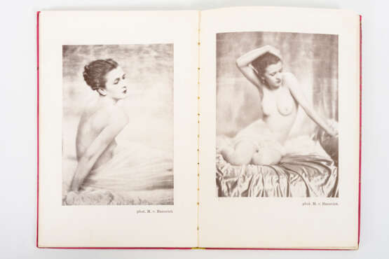 2 Bände "Der vollendete Akt - ein Bilderbuch der Nacktheit" - photo 2