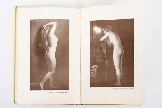 2 Bände "Der vollendete Akt - ein Bilderbuch der Nacktheit" - photo 3