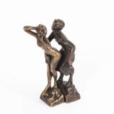Wiener Bronze: 2-teilige Gruppe: Satyr und Nymphe - photo 1