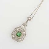 Art-déco-Collier mit Smaragd, Altschliff-Brillanten und Diamanten - photo 2