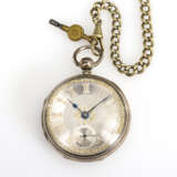 Silberne englische Taschenuhr mit Uhrenkette - фото 1