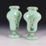 Paar Vasen mit Emailmalerei - photo 2