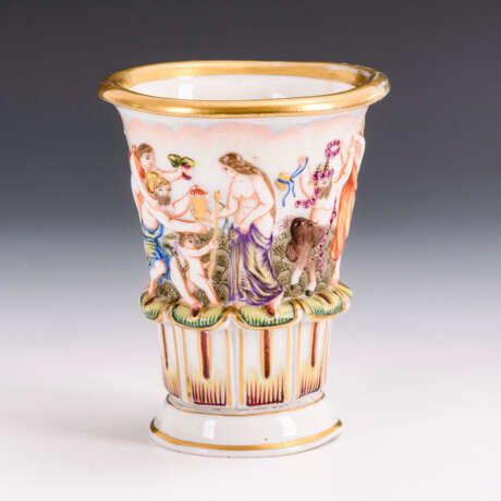 Vase mit Capodimonte-Dekor - Foto 1