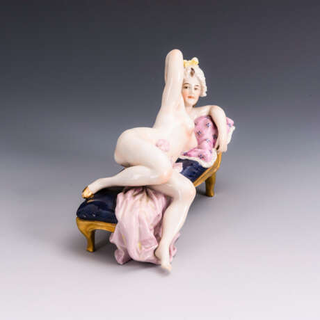 Erotische Frauenfigur - Foto 2
