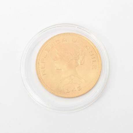 Chile /GOLD - 100 Pesos 1946, ss., kleines Bohrloch, - photo 1