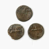 3 Antiken der Röm. Republik /Silber - 1 x Röm. Republik - Denar 104 v.Chr., - photo 2