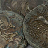 3 Antiken der Röm. Republik /Silber - 1 x Röm. Republik - Denar 104 v.Chr., - photo 5