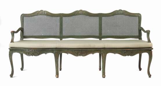 Dreisitzer-Sofa im Rokokostil 2. Hälfte 19. Jahrhundert - фото 1