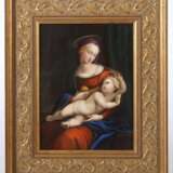 Bildplatte ''Madonna Bridgewater'' Nach dem gleichnamigen Gemälde ''Madonna Bridgewater'' von Raffael (1483-1520) um 1507. Platte deutsch - фото 2