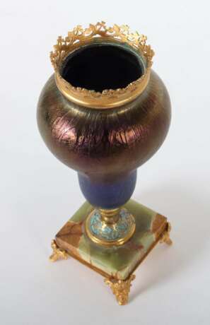 Vase mit Steinfuß Böhmen - Foto 2