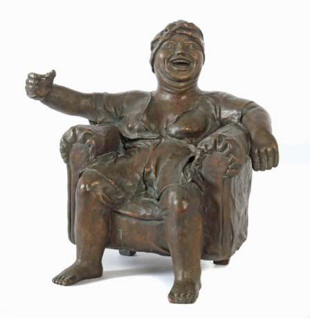 Nico Bildhauer des 20. Jahrhundert ''Frau im Sessel'' - фото 1