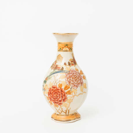 KonvoluTiefe: 5 Vasen im Satsuma-Stil. JAPAN, 20. Jahrhundert - фото 6