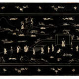 A FINELY INLAID LACQUER LOW TABLE, KANG - фото 2