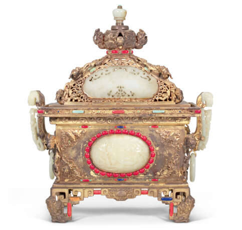 A LARGE RECTANGULAR JADE-INSET GILT-METAL CENSER AND COVER - фото 2