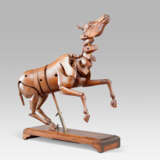 AN ENGLISH WALNUT ARTICULATED ARTIST'S MODEL OF A HORSE - фото 3