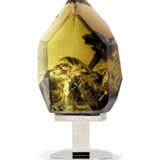 A LARGE CITRINE CRYSTAL - photo 1