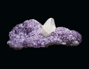 AN ATTRACTIVE SPECIMEN OF AMETHYST WITH CALCITE POINT